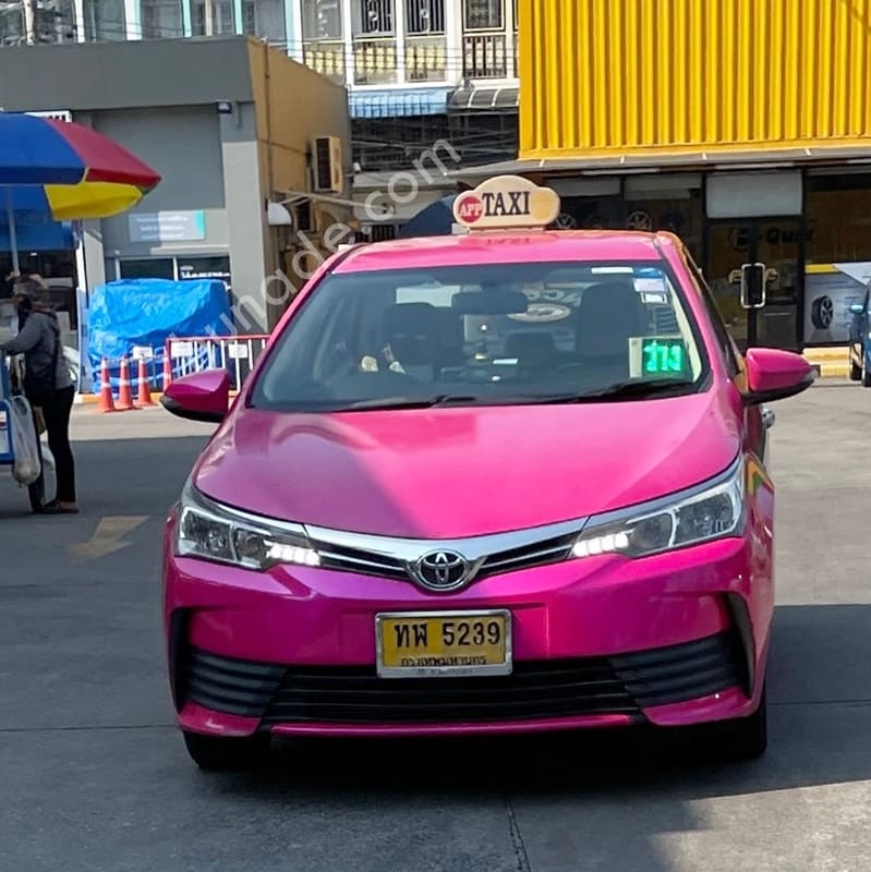 タイ　仕入れ　バイクタクシー